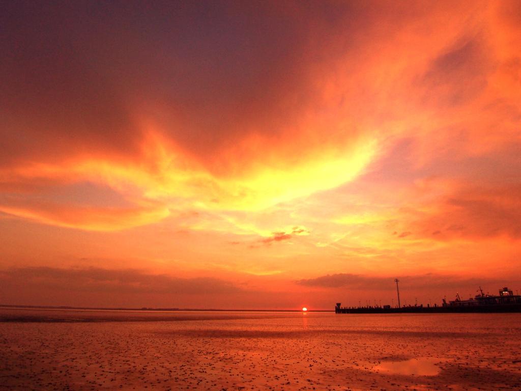 Soeruper Hof Hotel ภายนอก รูปภาพ